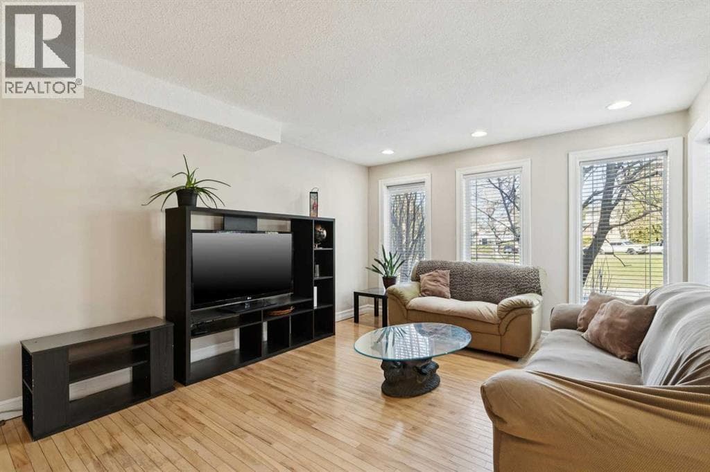 37 Ranch Glen Drive NW — photo 2