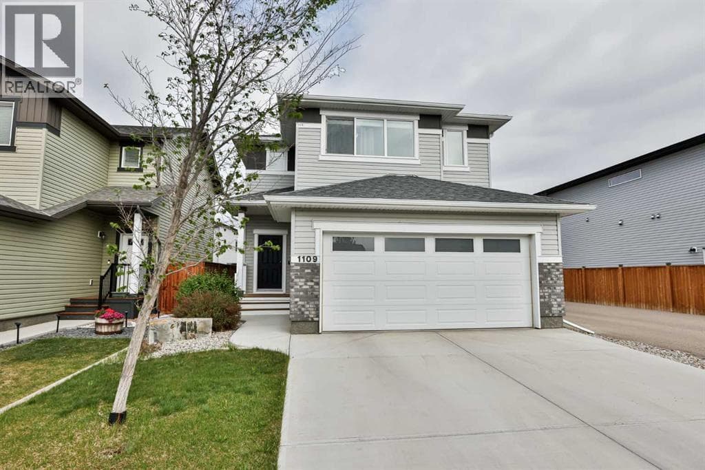 1109 Pacific Circle W
