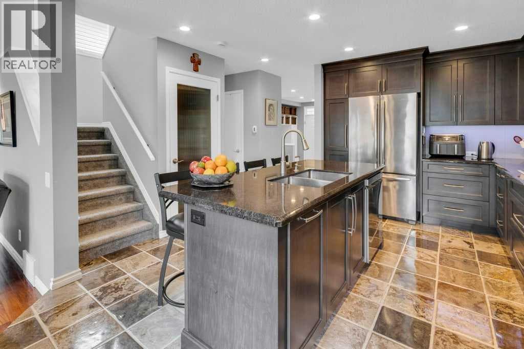 42 River Rock Green SE — photo 5