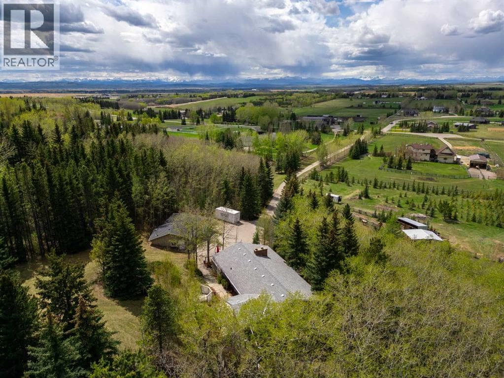244098 Panorama Ridge SW — photo 4
