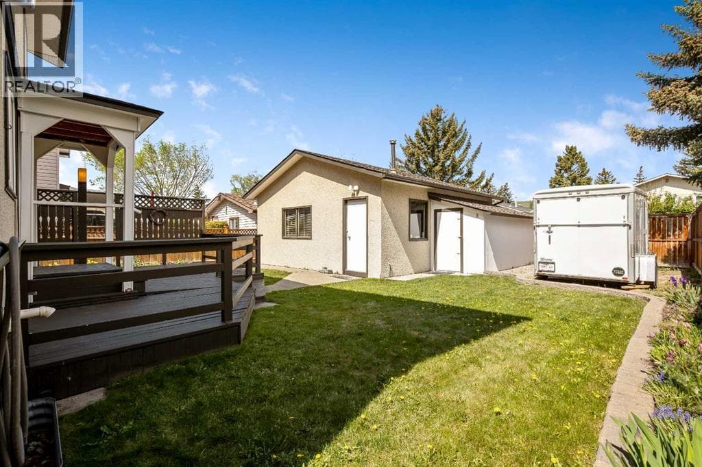 6011 Norfolk Drive NW — photo 3