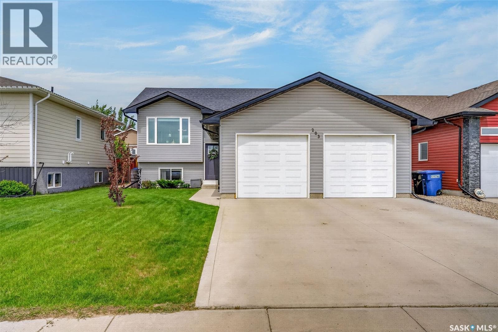 203 Saskatchewan AVENUE
