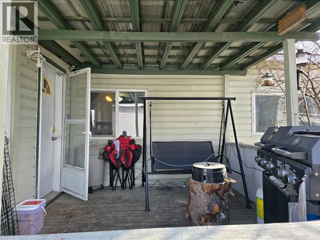 819 52 Street — photo 3