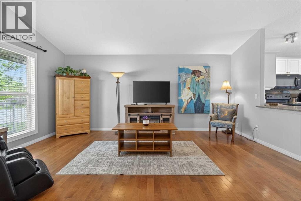 412 Highland Close — photo 5