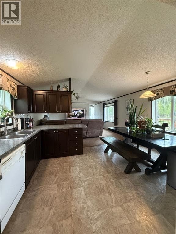 73430 Range Road 161 — photo 3
