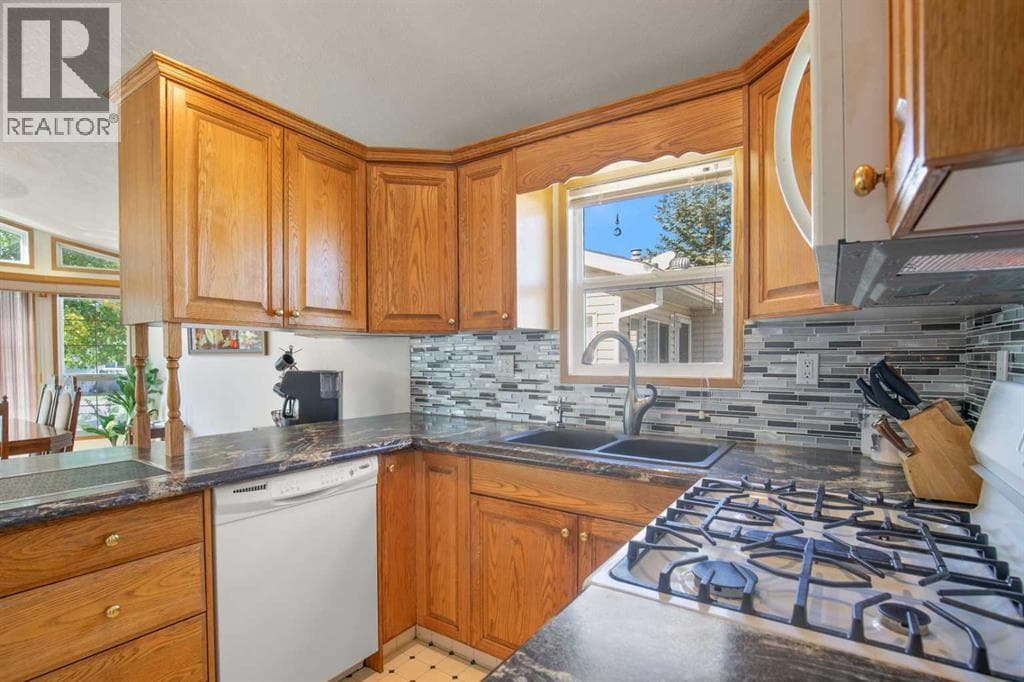 3044, 35468 Range Road 30 — photo 5