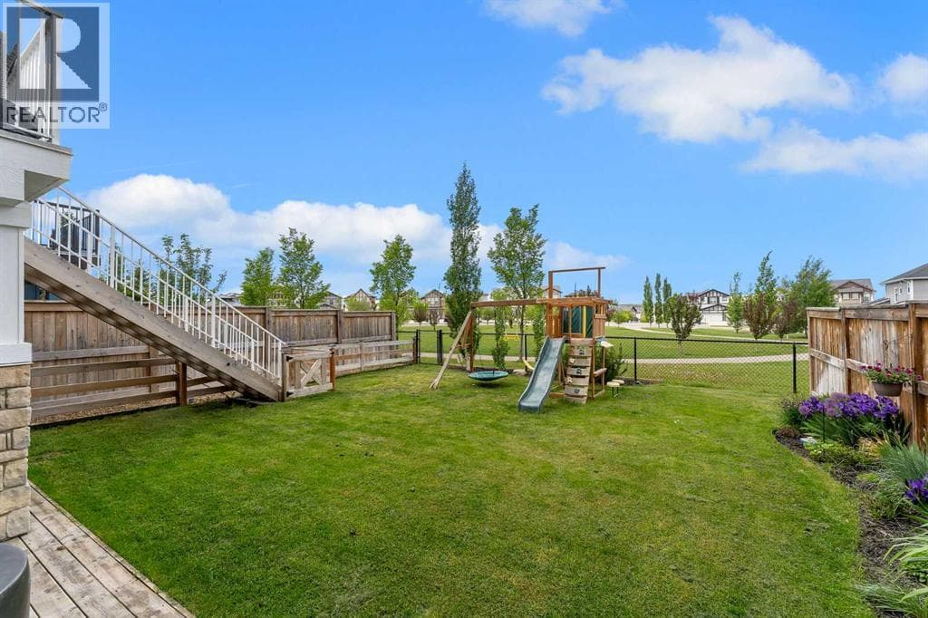 347 Hillcrest Heights SW — photo 3