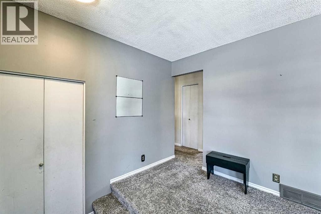 3523 48 Street NE — photo 5