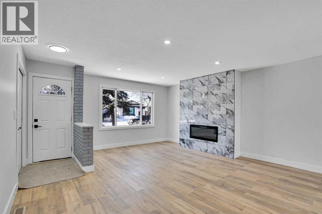 363 Templeside Circle NE — photo 4