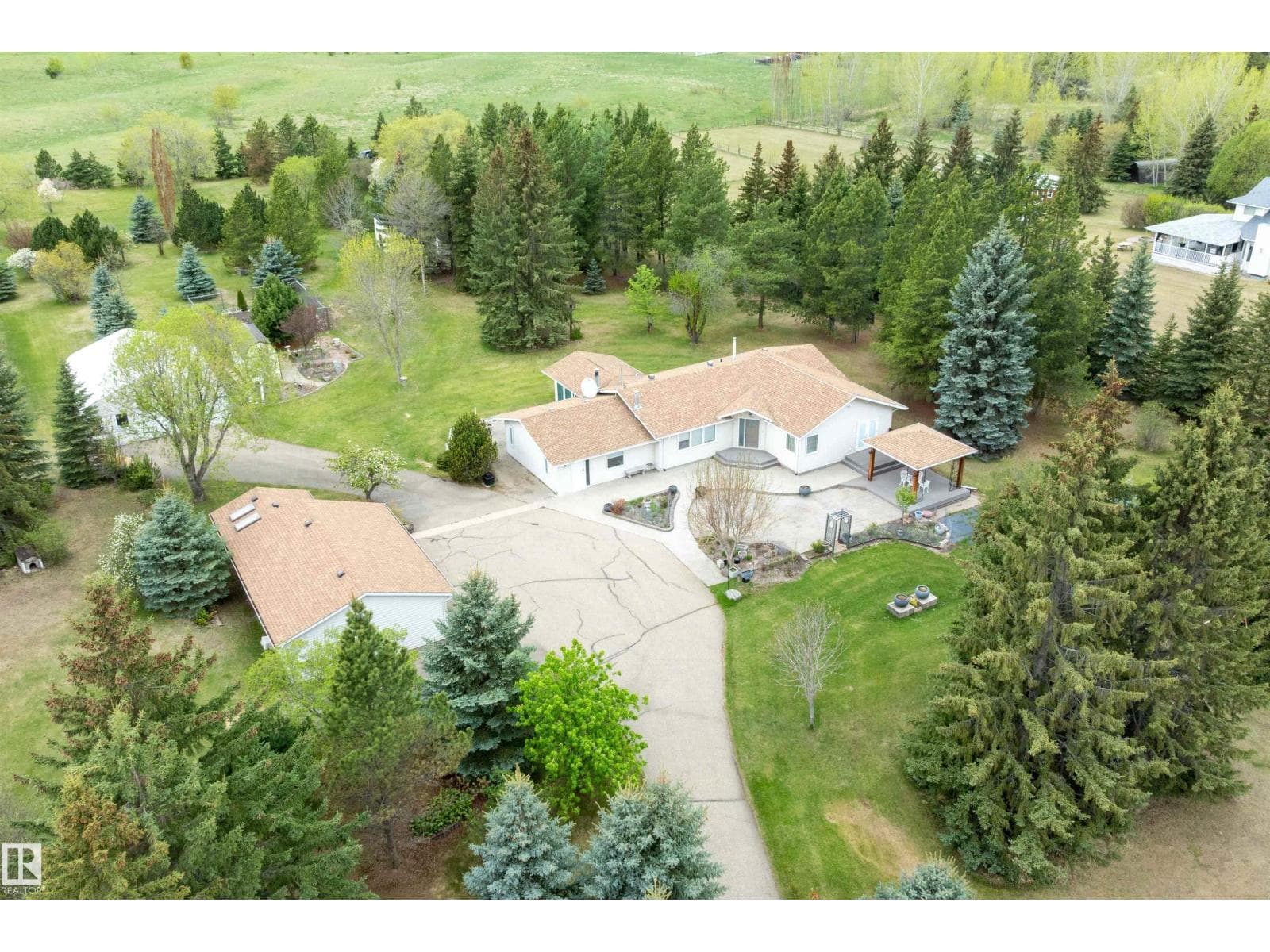 #8 27005 TWP ROAD 511