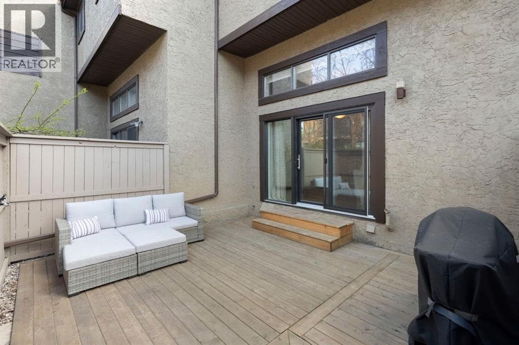 18 Glamis Gardens SW — photo 3
