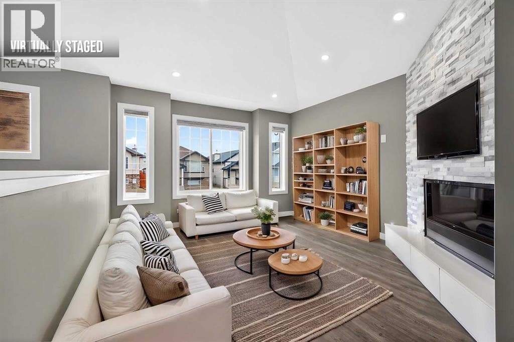 125 Saddlefield Crescent NE