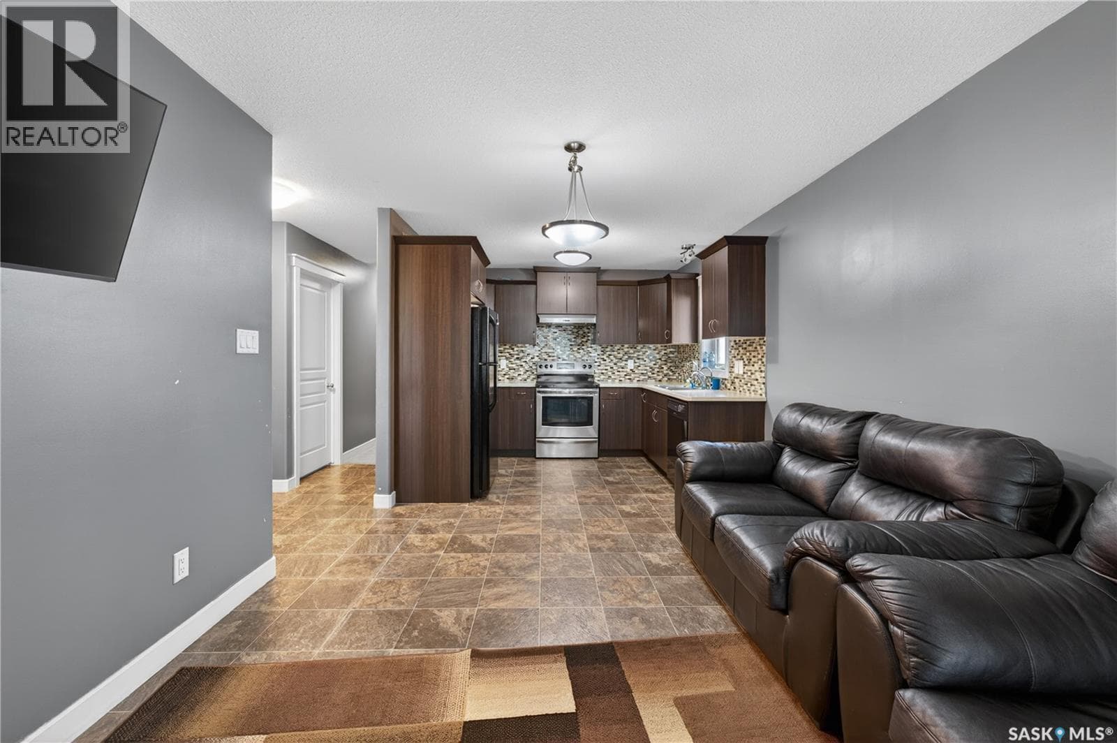 5306 Universal CRESCENT — photo 5