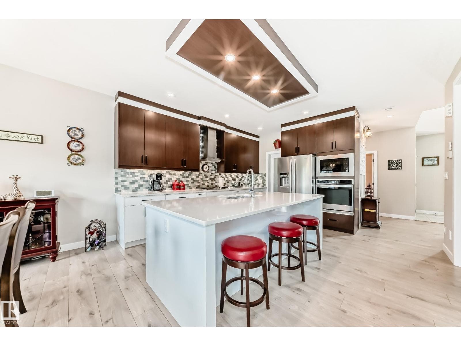 3895 Robins CR NW — photo 5