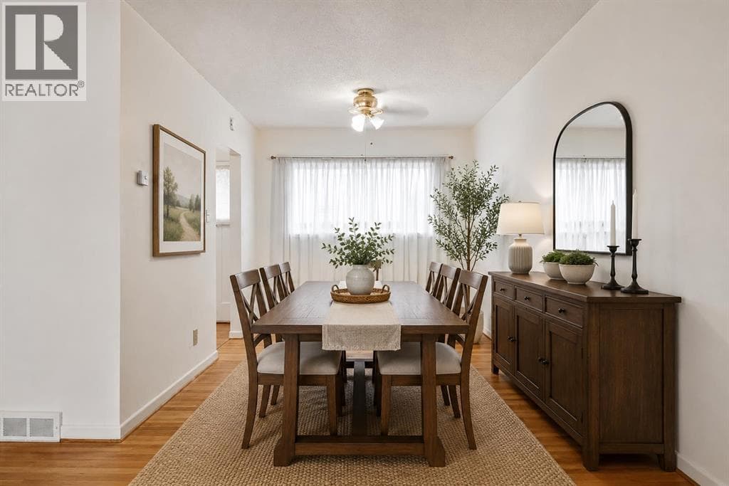 7315 5 Street SW — photo 3