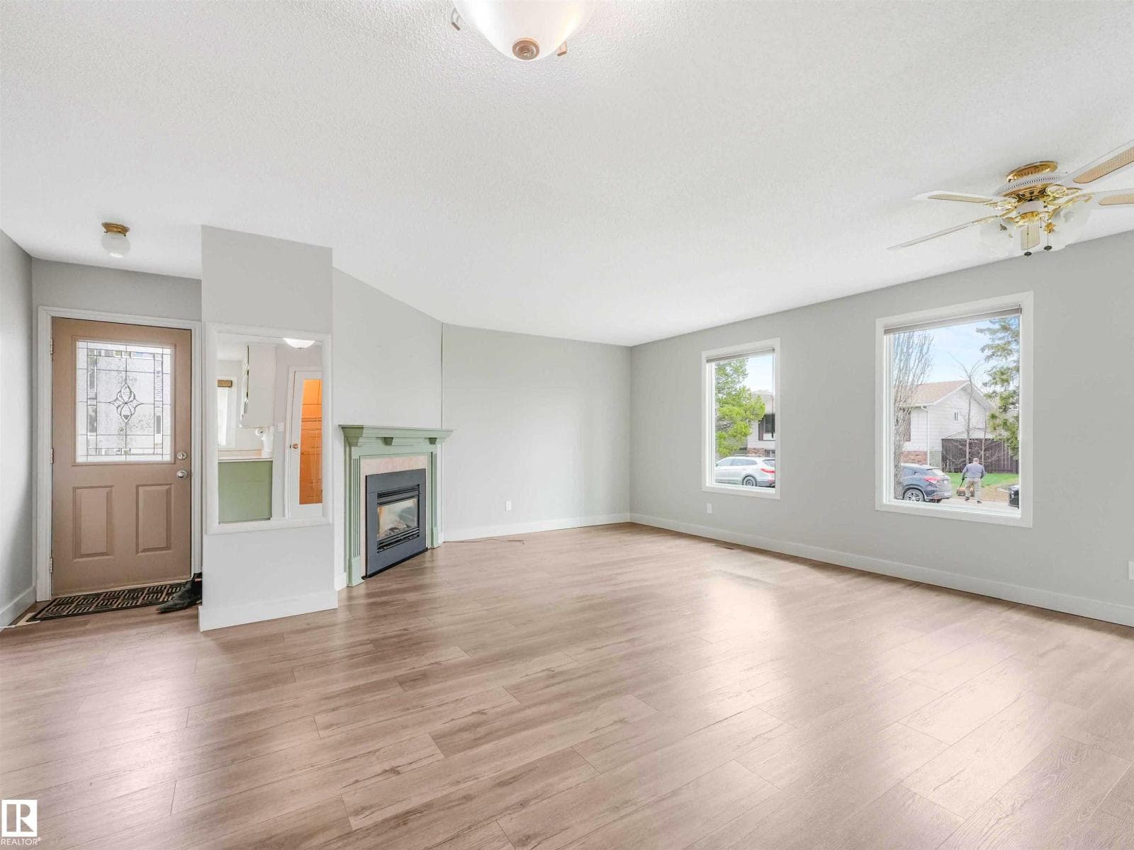 11432 144 AV NW NW — photo 5
