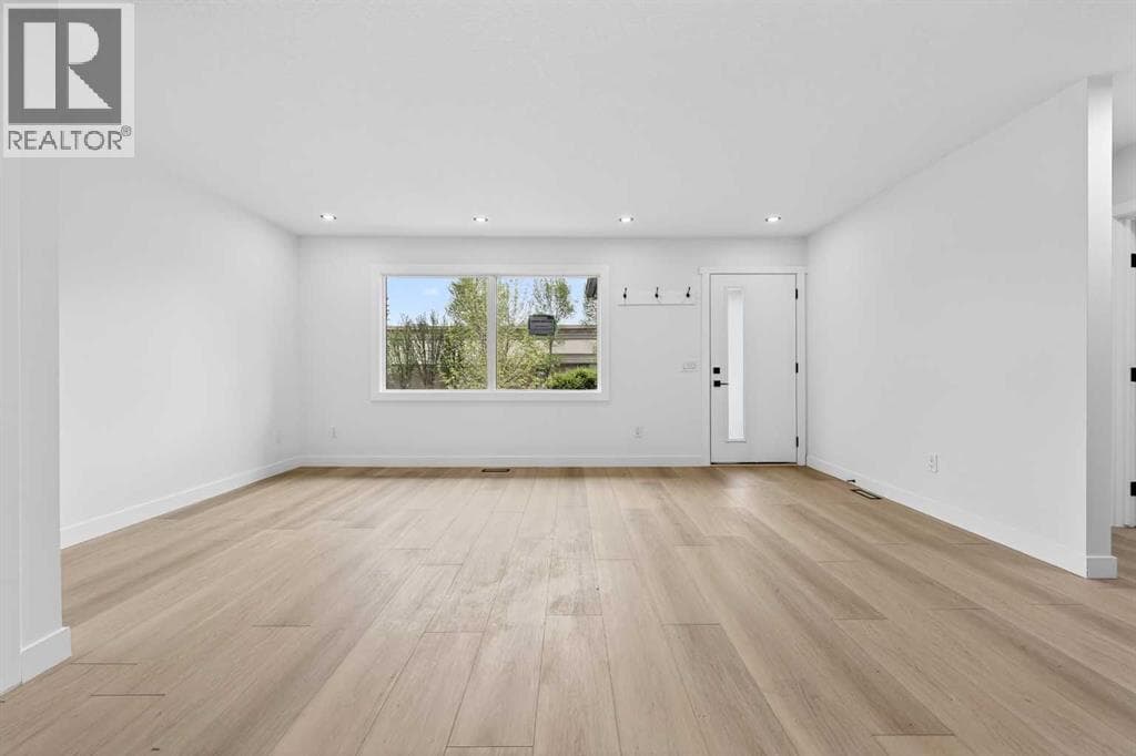 5423 Madigan Drive NE — photo 5