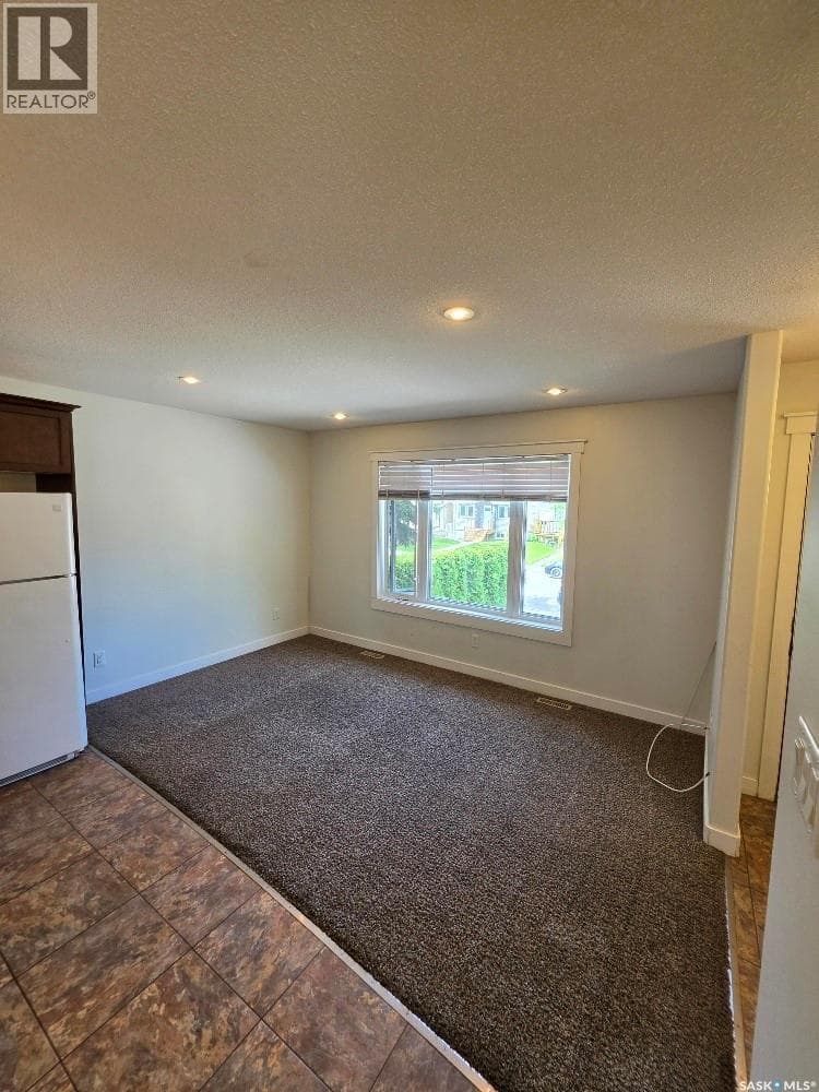 2067 Broder STREET — photo 2