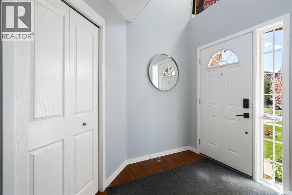 1876 New Brighton Drive SE — photo 4