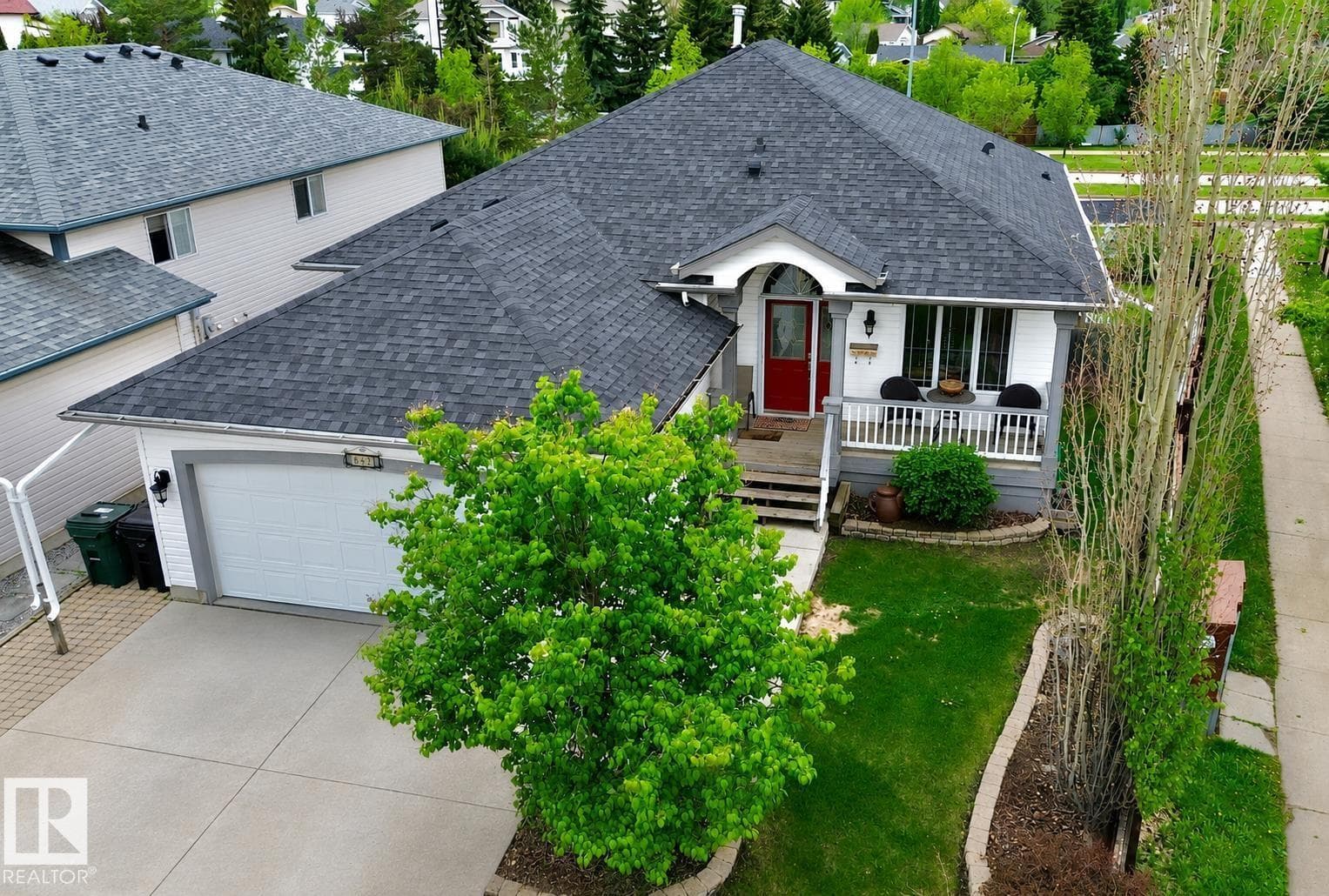 642 MEADOWVIEW CR