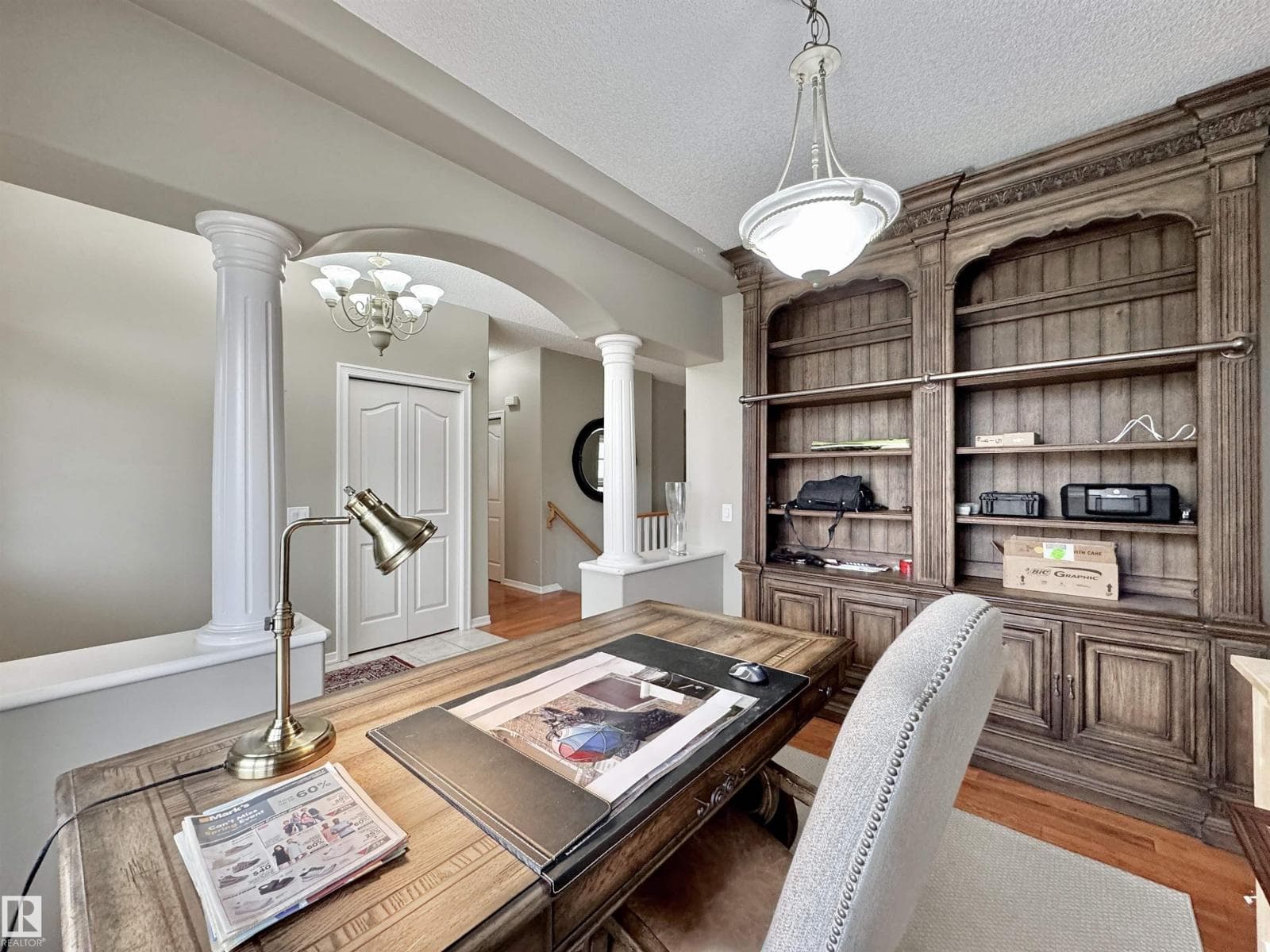 642 MEADOWVIEW CR — photo 5