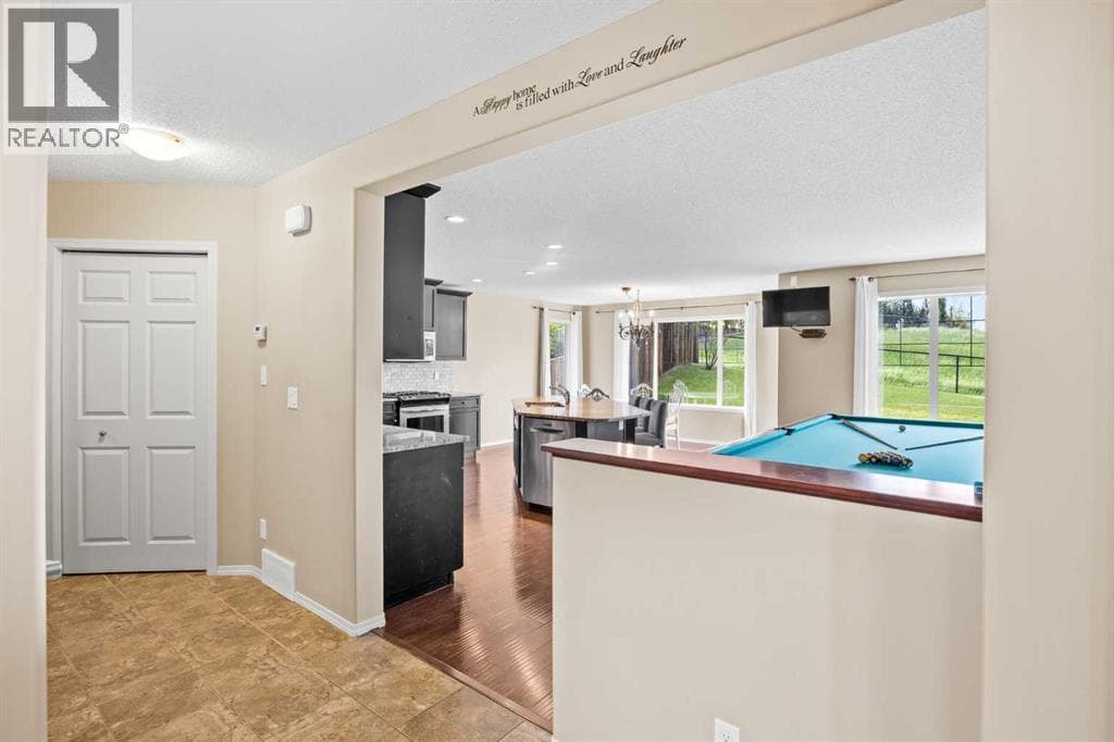 38 Westmount Way — photo 4