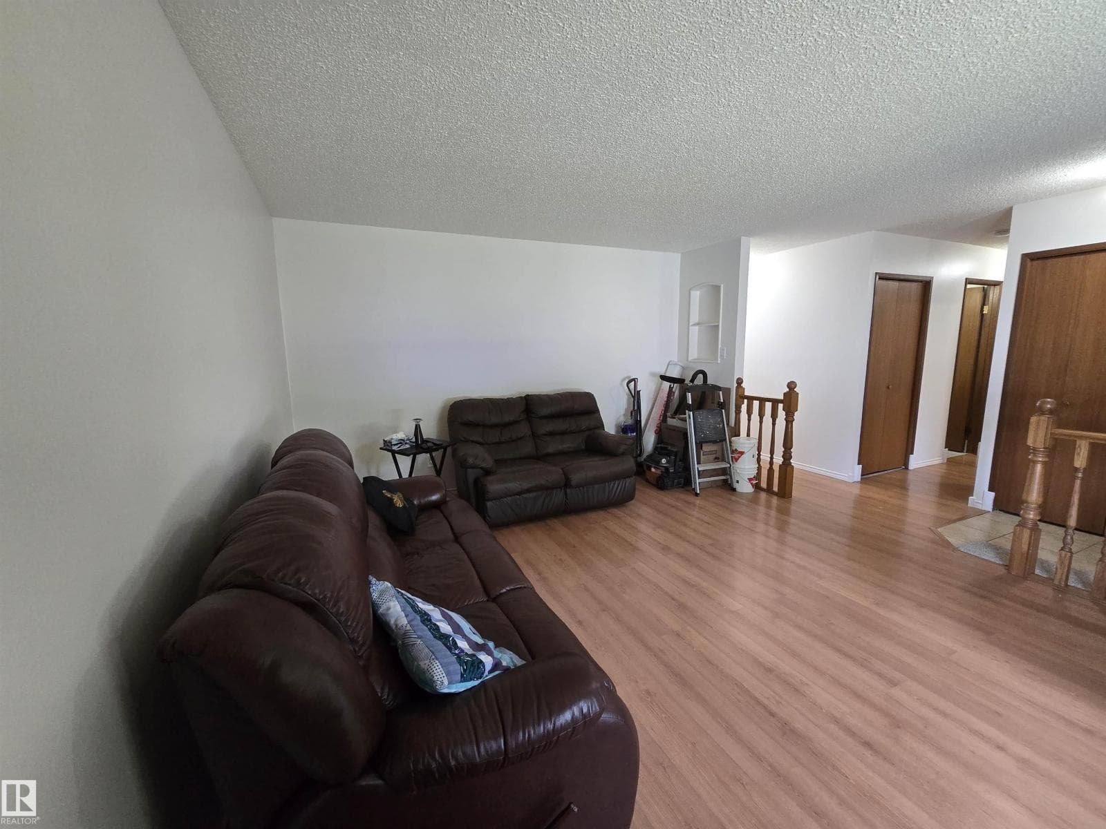 9831 188 ST NW — photo 5