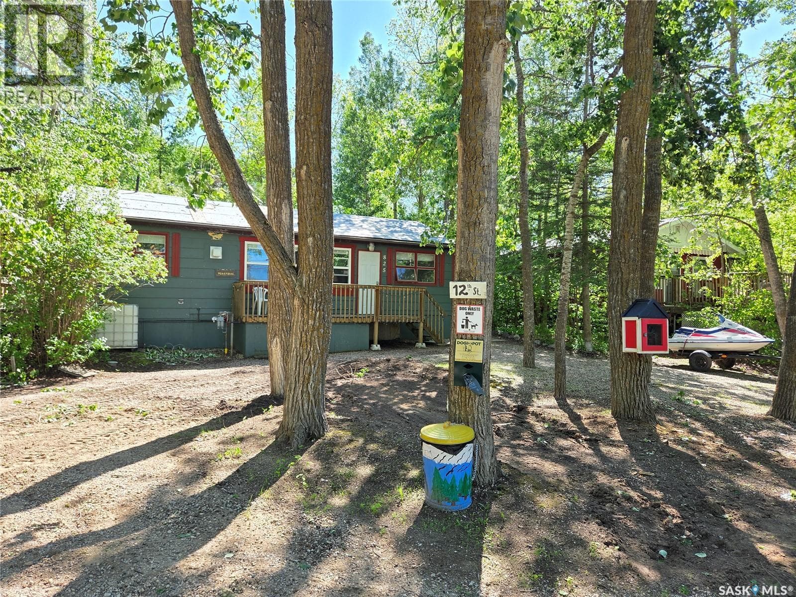 825 Lakeside AVENUE — photo 3