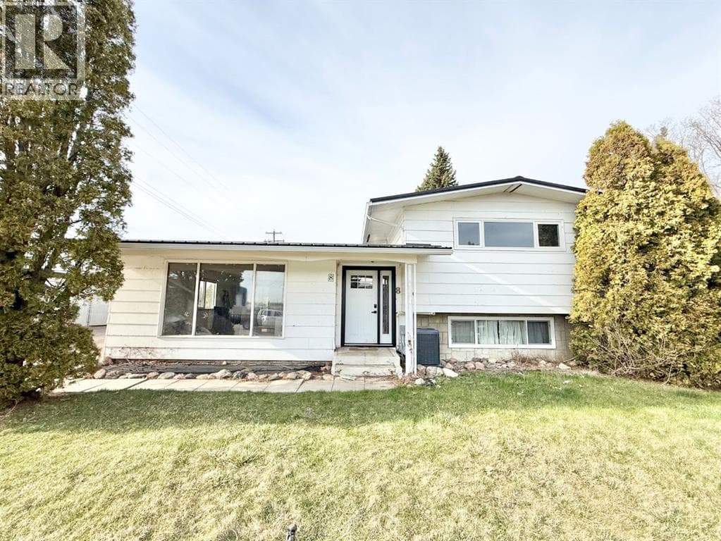 8 9 Avenue W