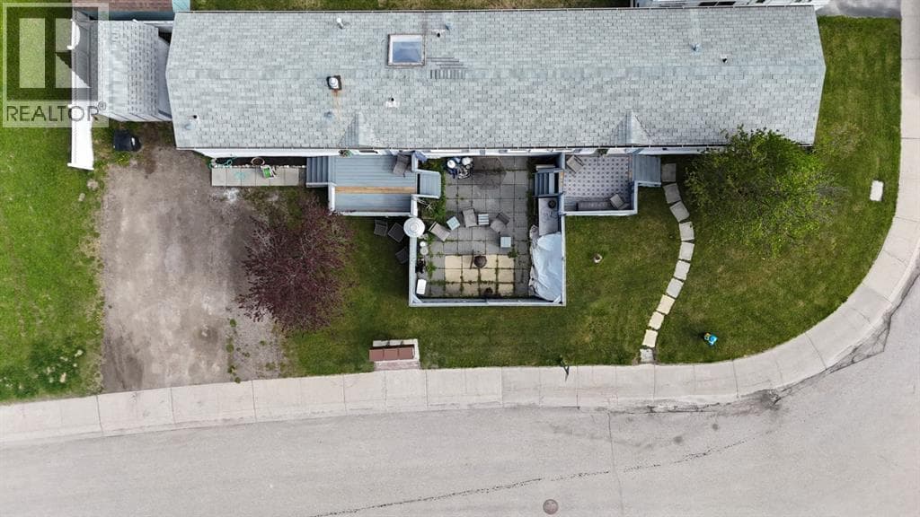 102 NICKERSON Avenue — photo 2