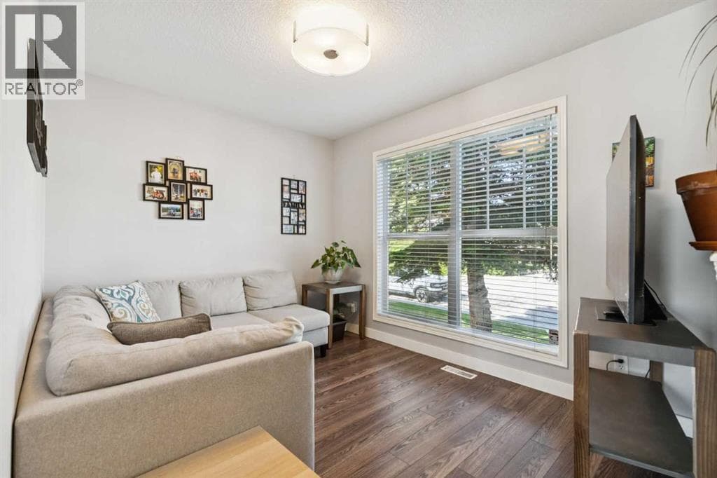 36 West Springs Way SW — photo 5