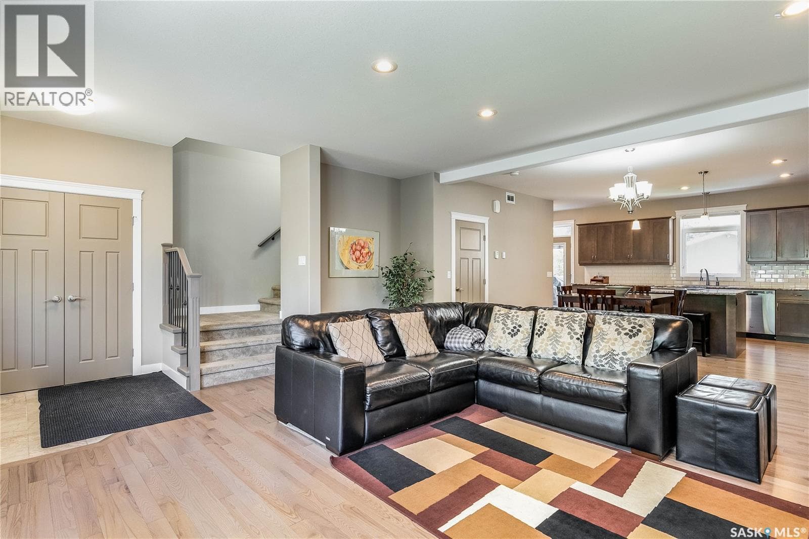 1412 Main STREET — photo 3