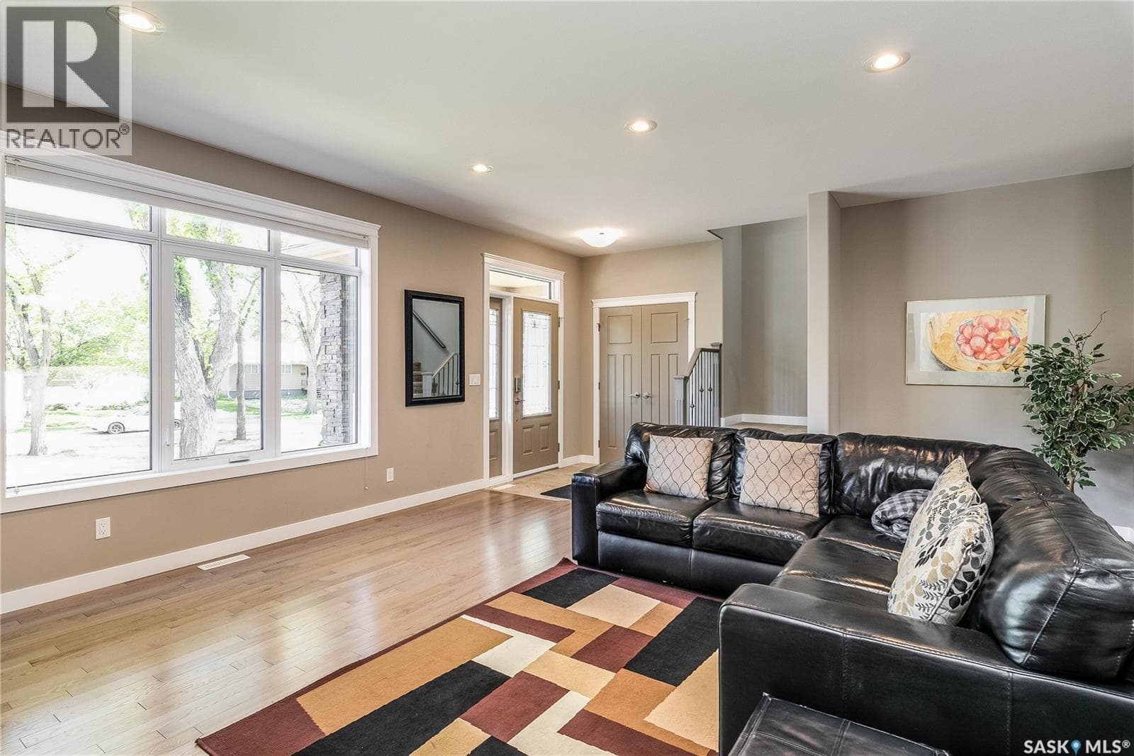 1412 Main STREET — photo 5