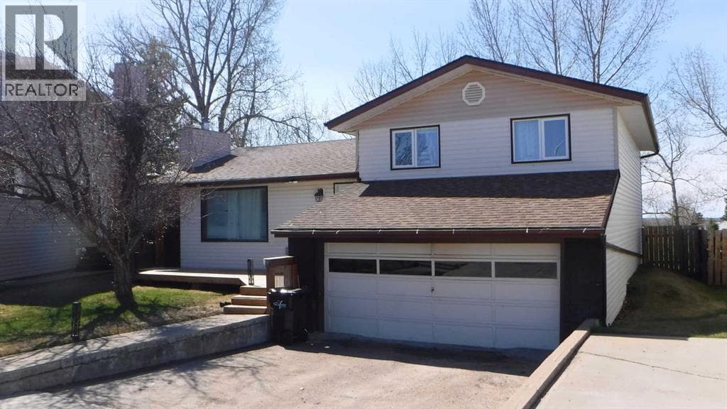 5404 46 Street — photo 3