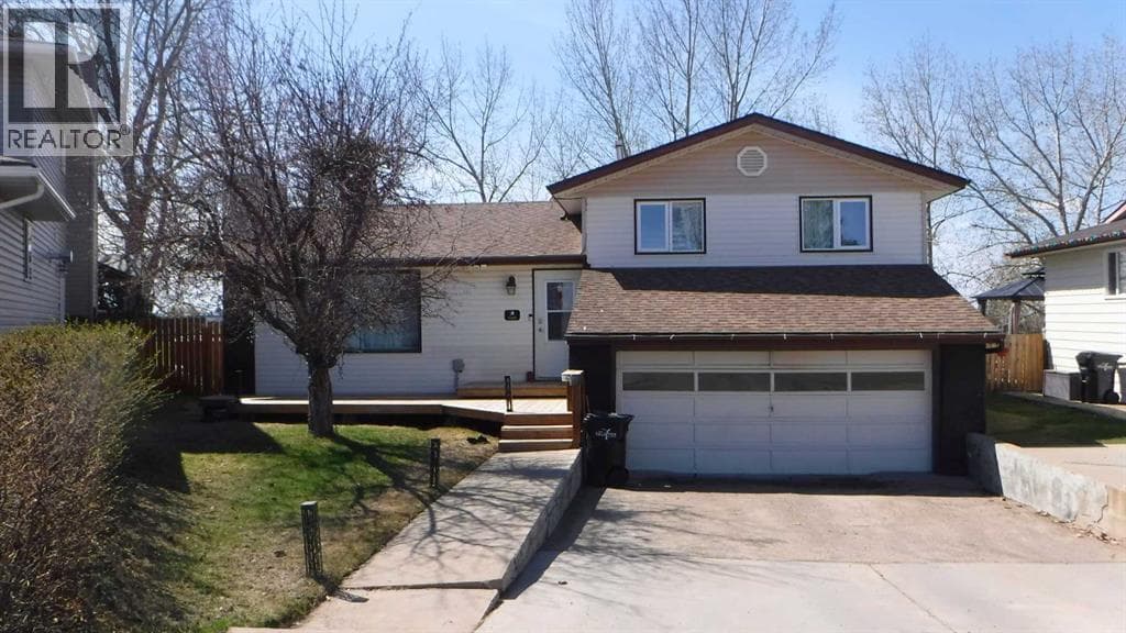 5404 46 Street — photo 2