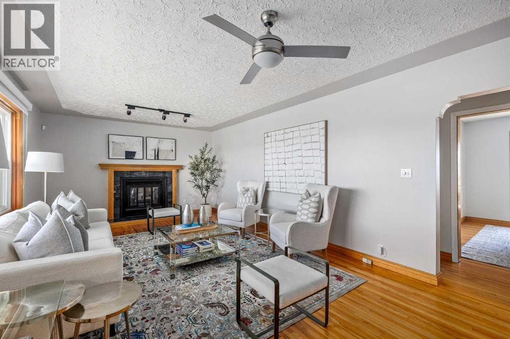 3003 25 Street SW — photo 4