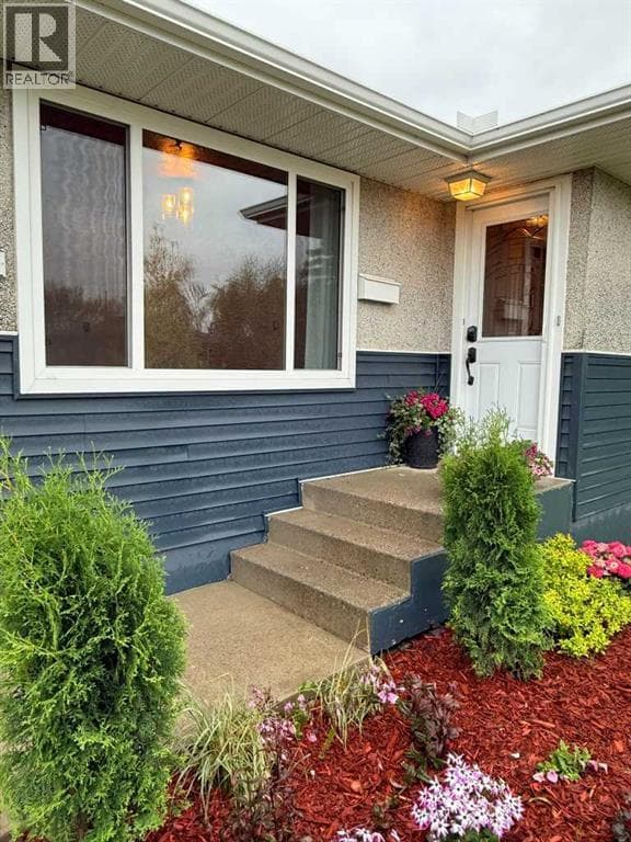 9211 Allison Drive SE — photo 3