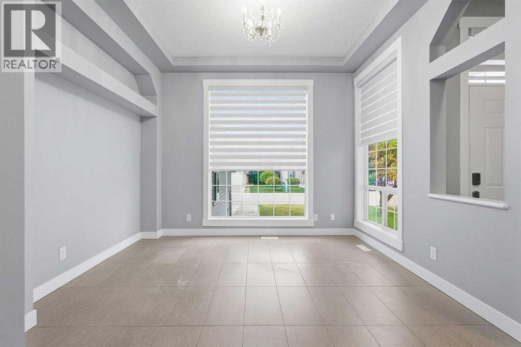 209 Oakmere Close — photo 4