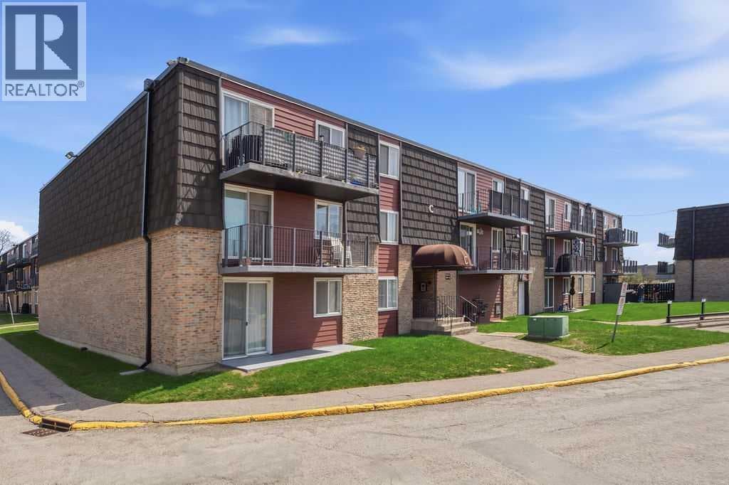 8C, 80 Galbraith Drive SW
