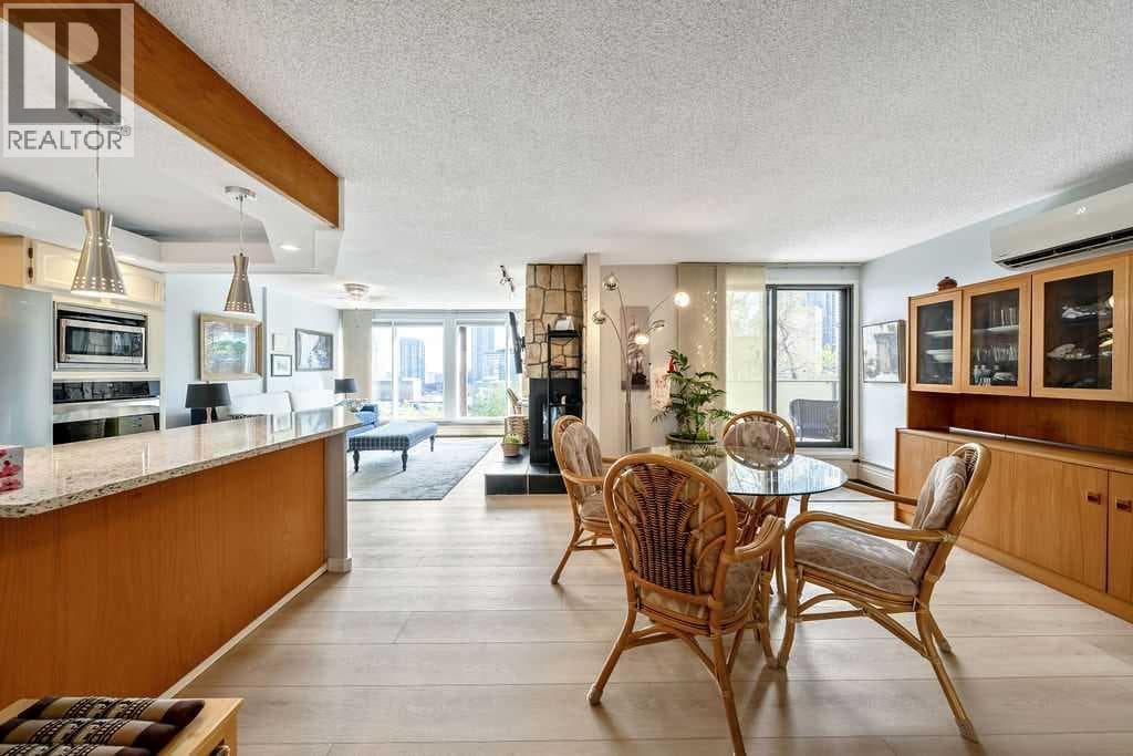 407, 300 Meredith Road NE — photo 4