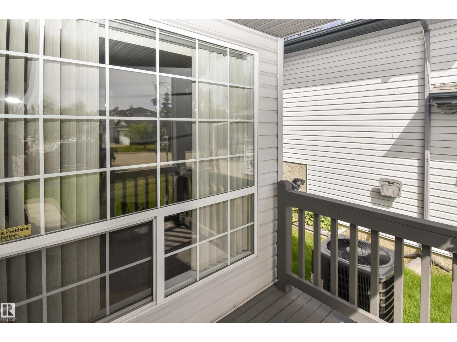 45 Landsdowne DR — photo 4