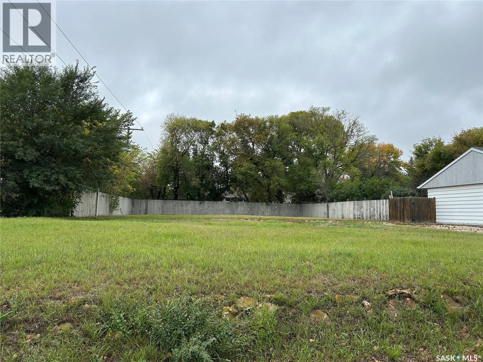 1011 Hillcrest DRIVE — photo 5