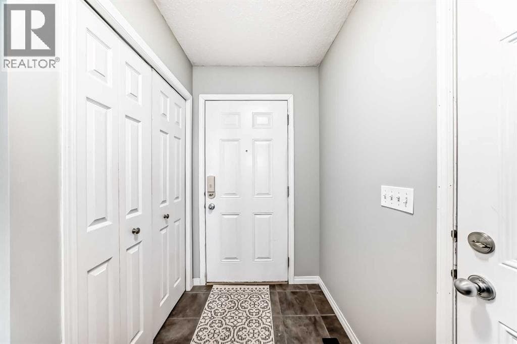 17 Copperfield Court SE — photo 4