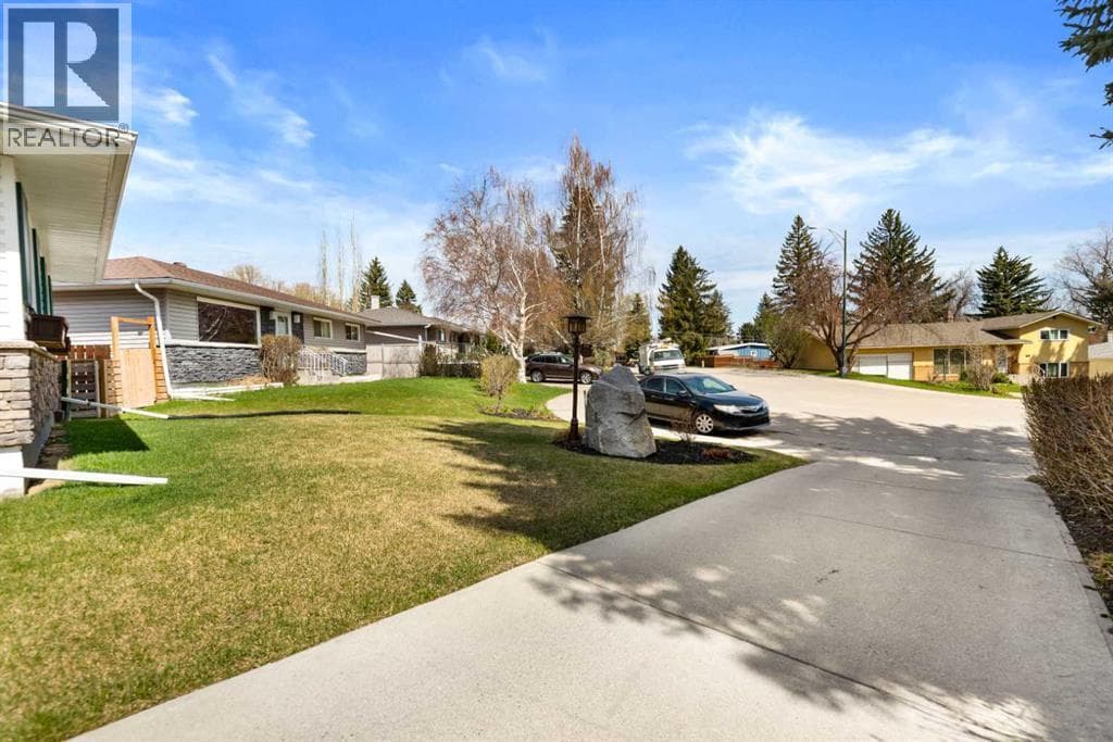 55 Kelvin Place SW — photo 4