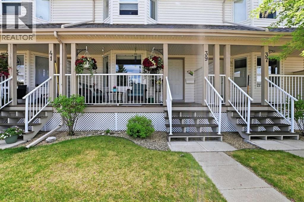 39, 33 Donlevy Avenue — photo 4