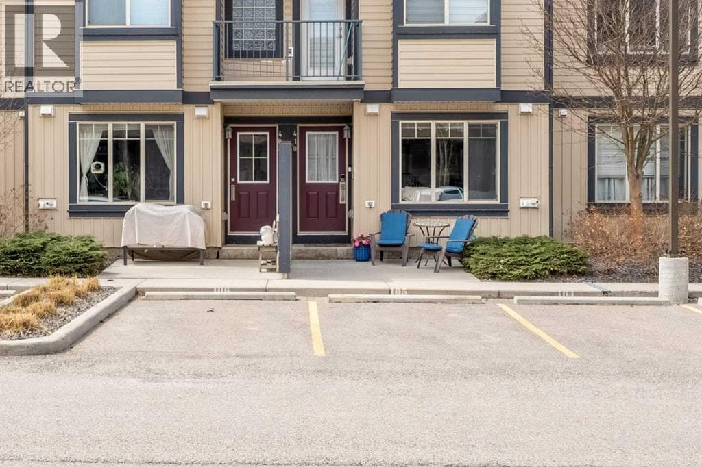 410, 121 Copperpond Common SE — photo 3