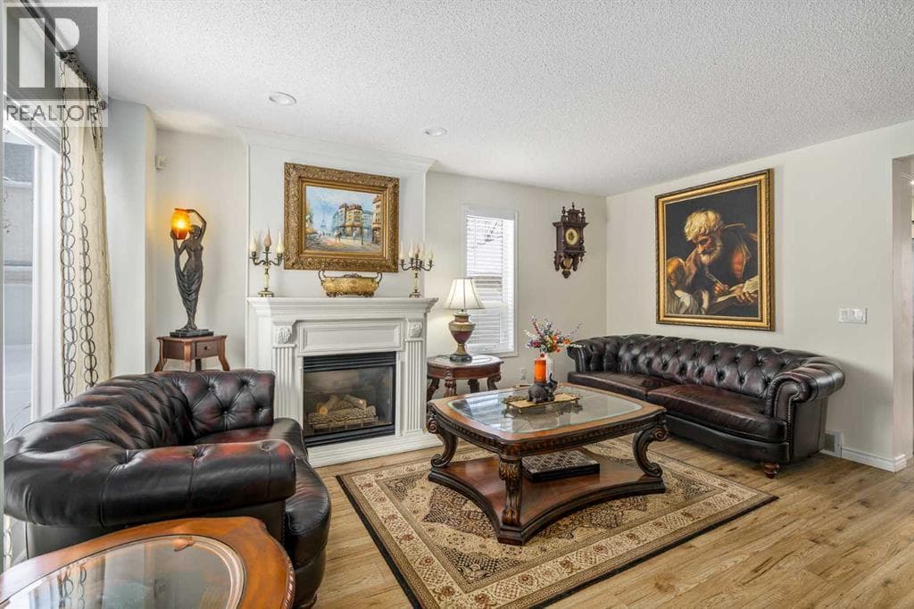 76 Sunlake Gardens SE — photo 3