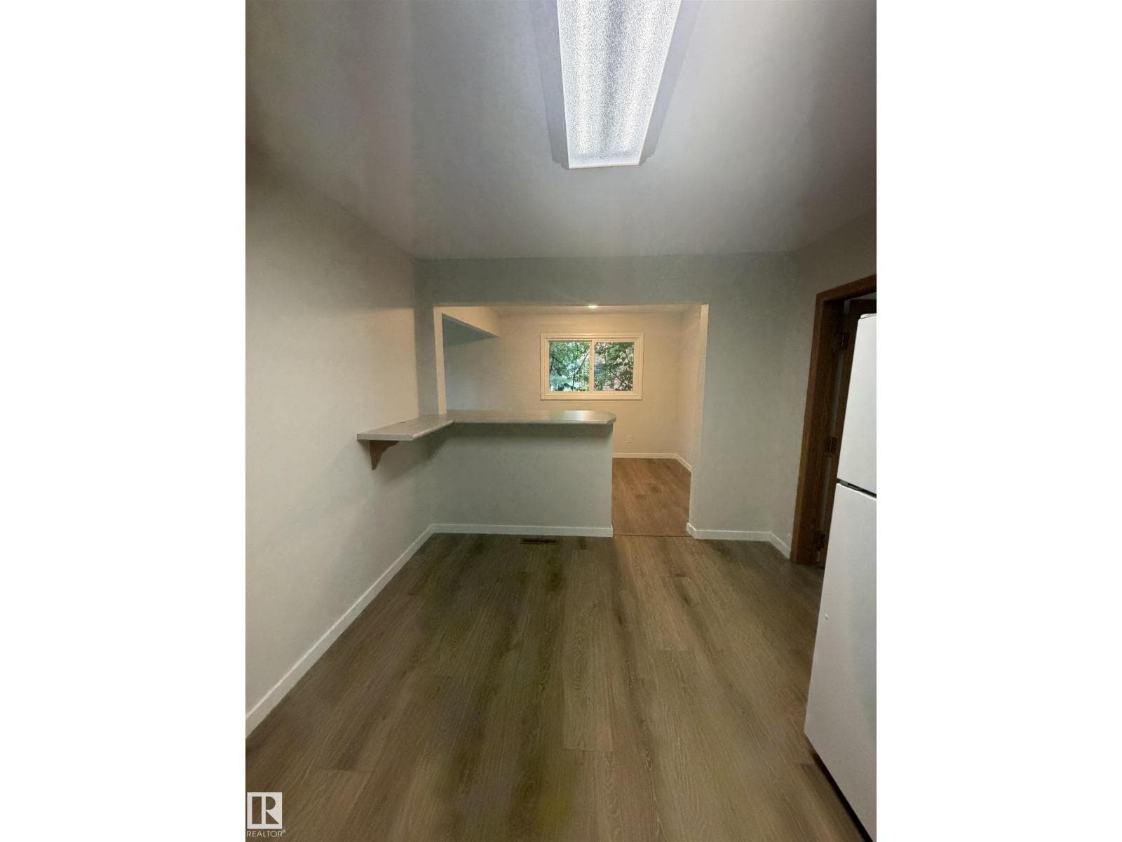 9640 74 AV NW — photo 5