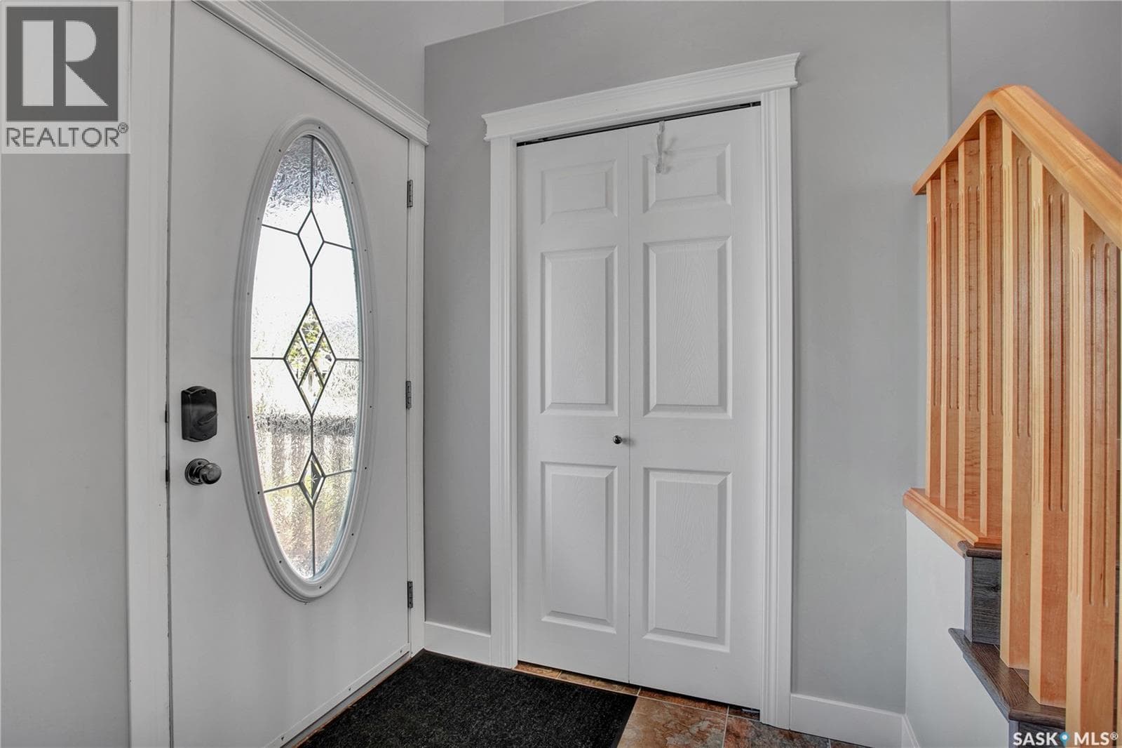 222 Willowgrove BOULEVARD — photo 2