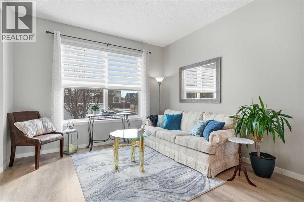 8112 Masters Boulevard SE — photo 4